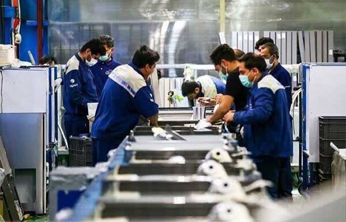 چه صنایعی بیشترین نیروی کار را دارند؟
