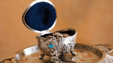 چطور جواهرات را با لباس ست کنیم؟